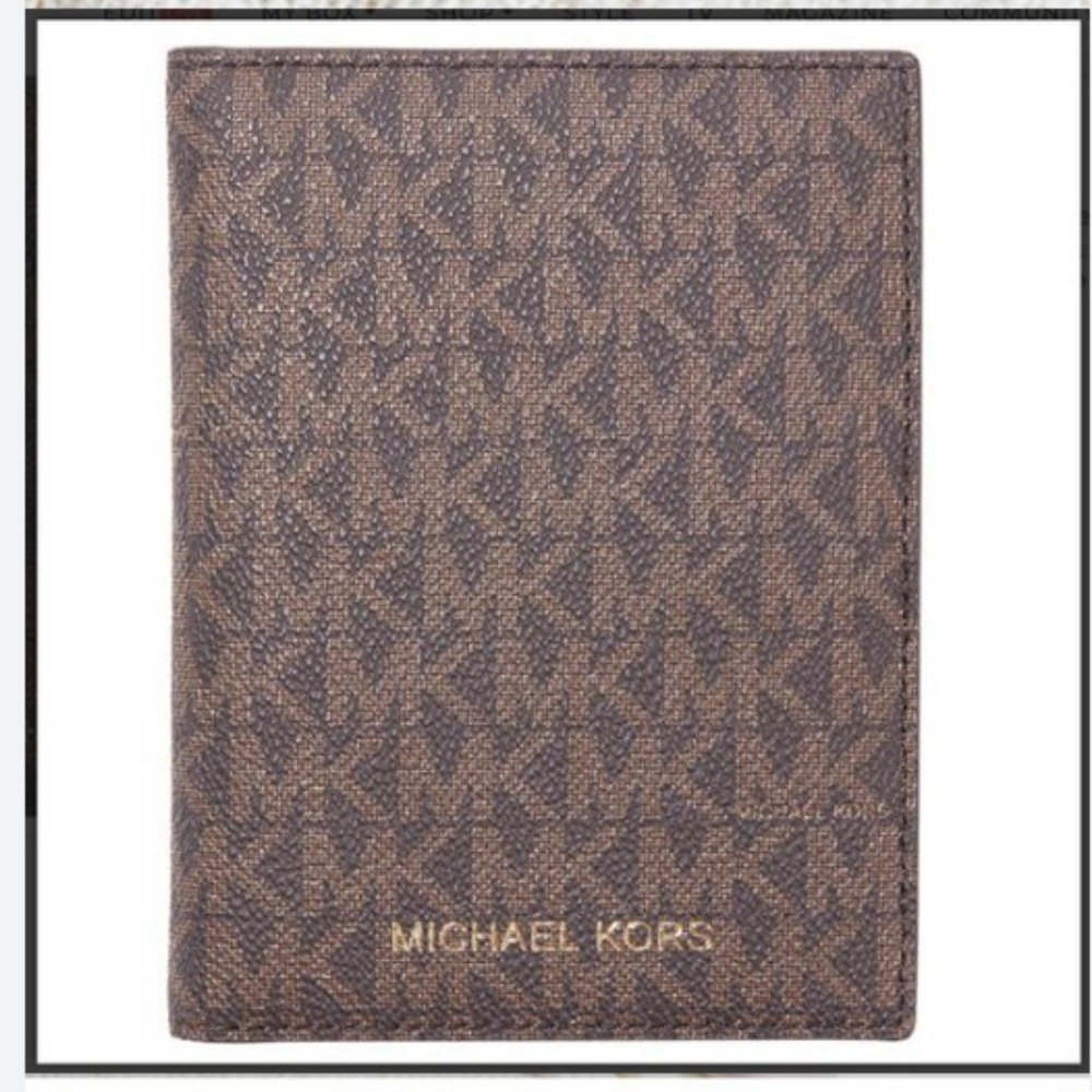 Michael Kors Passport Wallet. Brown & Gold. - Picture 2 of 6